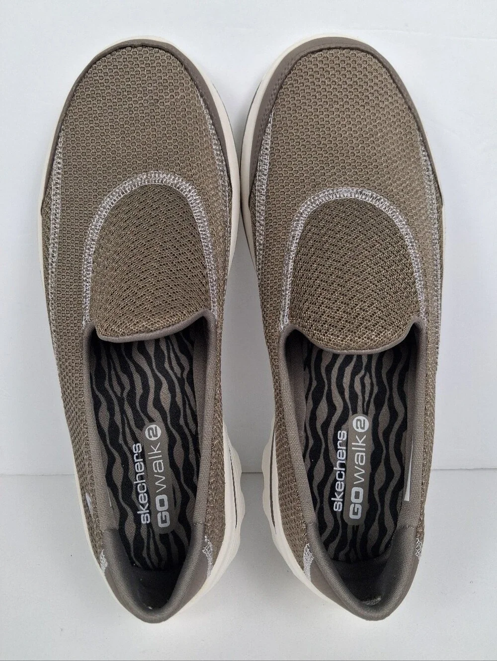 Skechers GOwalk 2 Shoes Womens 8 Taupe Slip-On Walking Lightweight Comfort